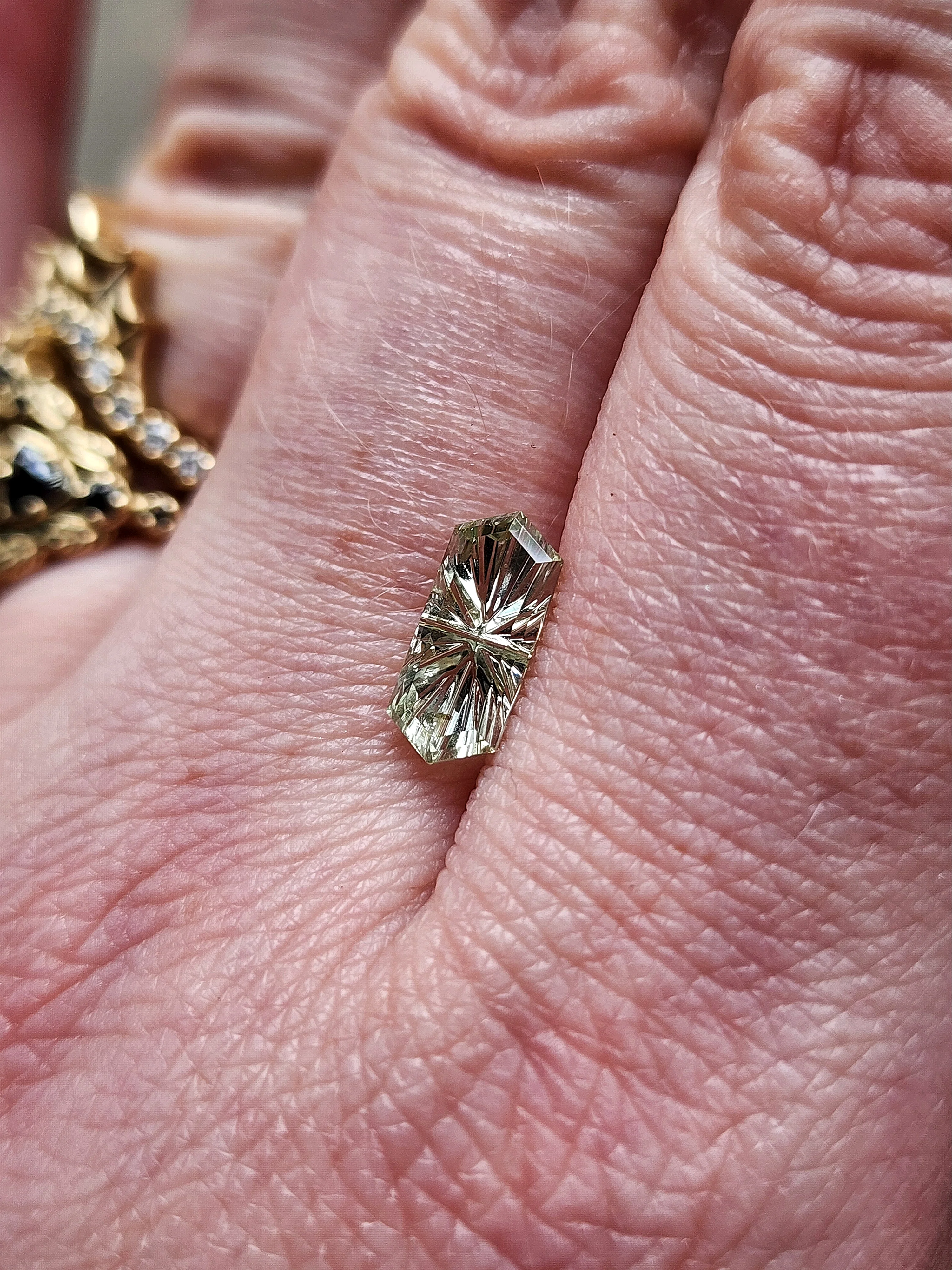 1.55ct Natural Fantasy Cut Mint Green Montana Sapphire Rupee - Image 5