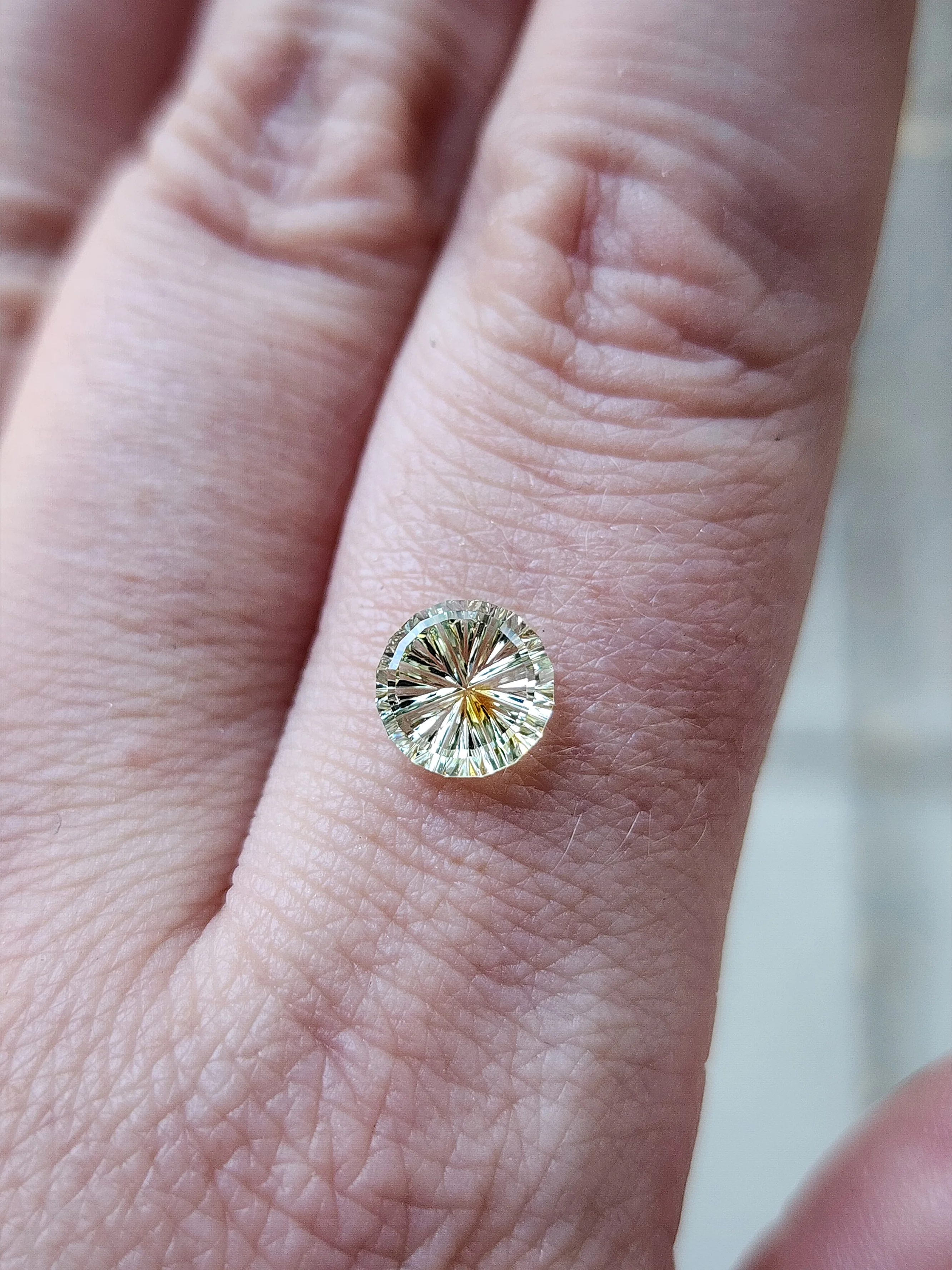 1.83ct Natural Round Montana Parti Color Sapphire - StarBrite Cut by John Dyer - Image 3