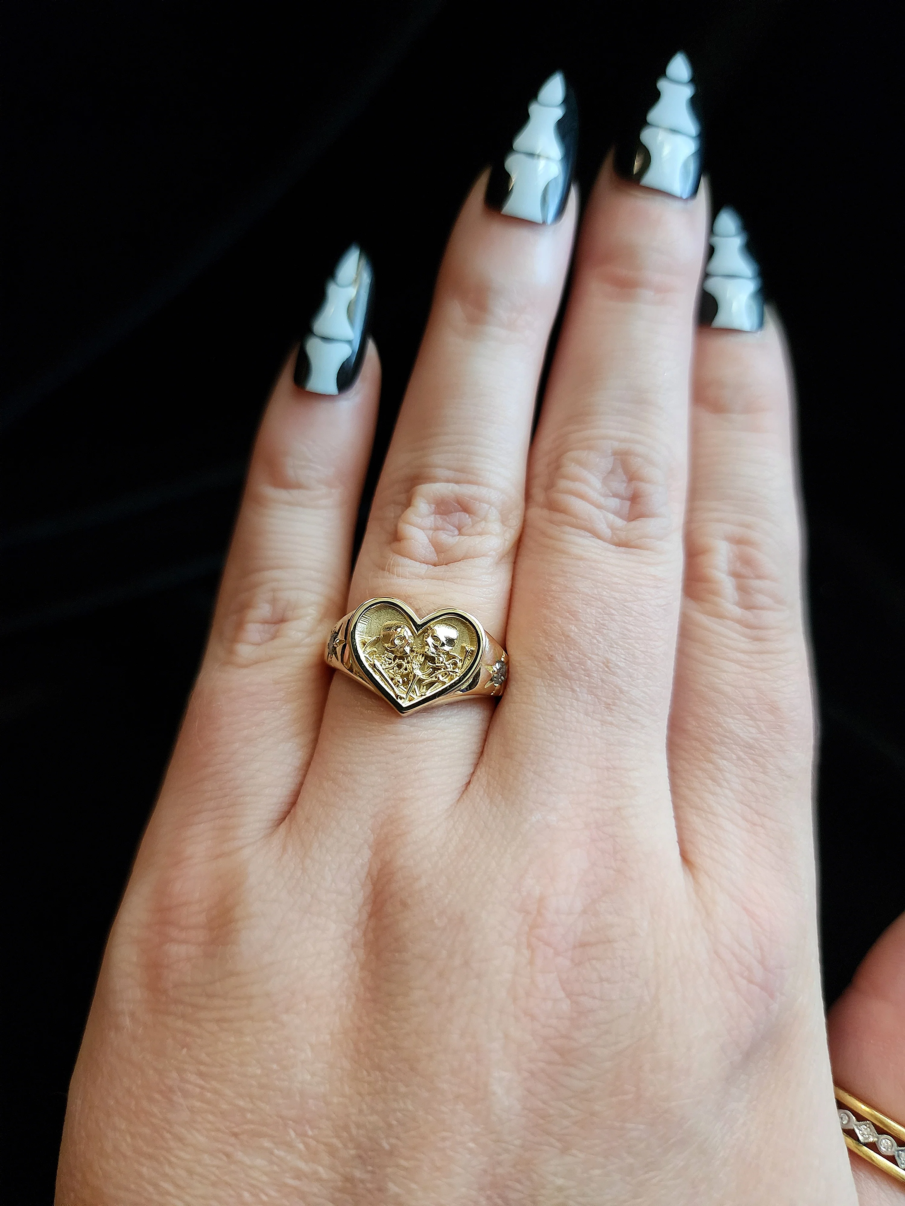 14k Gold Heart Signet Ring The Lovers Skeleton Final Embrace - Gothic Romantic Engagement Ring Salt & Pepper Diamonds Memento Mori Modern Mourning - Image 11