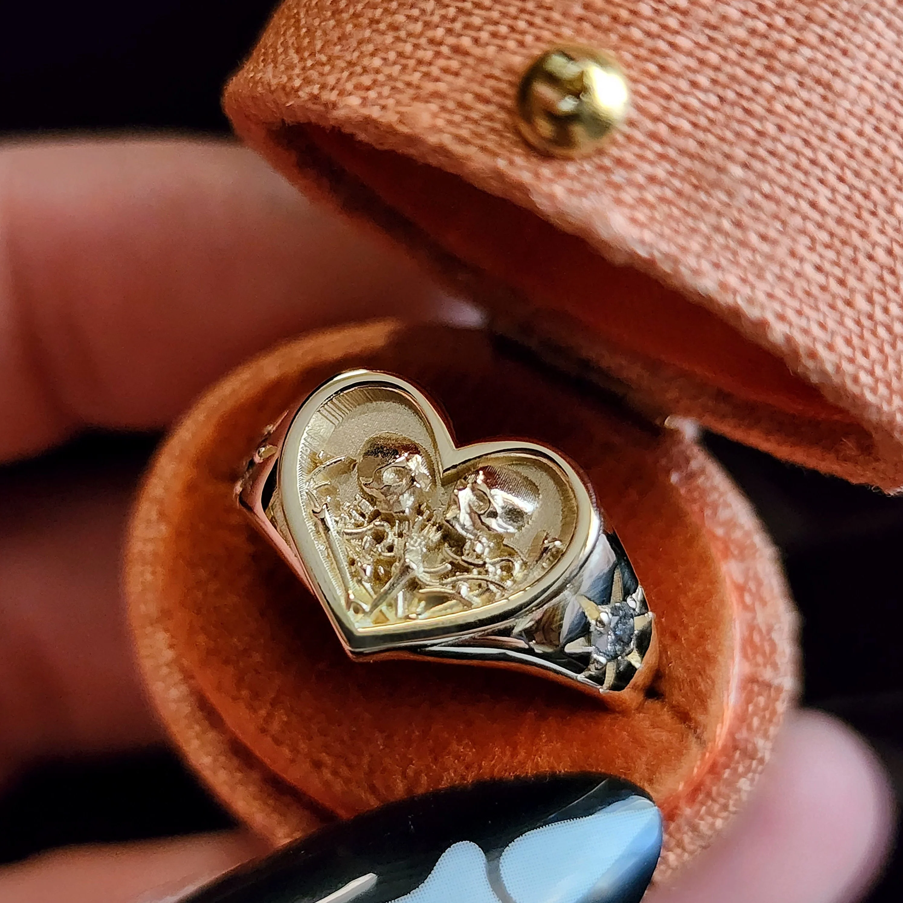14k Gold Heart Signet Ring The Lovers Skeleton Final Embrace - Gothic Romantic Engagement Ring Salt & Pepper Diamonds Memento Mori Modern Mourning - Image 3