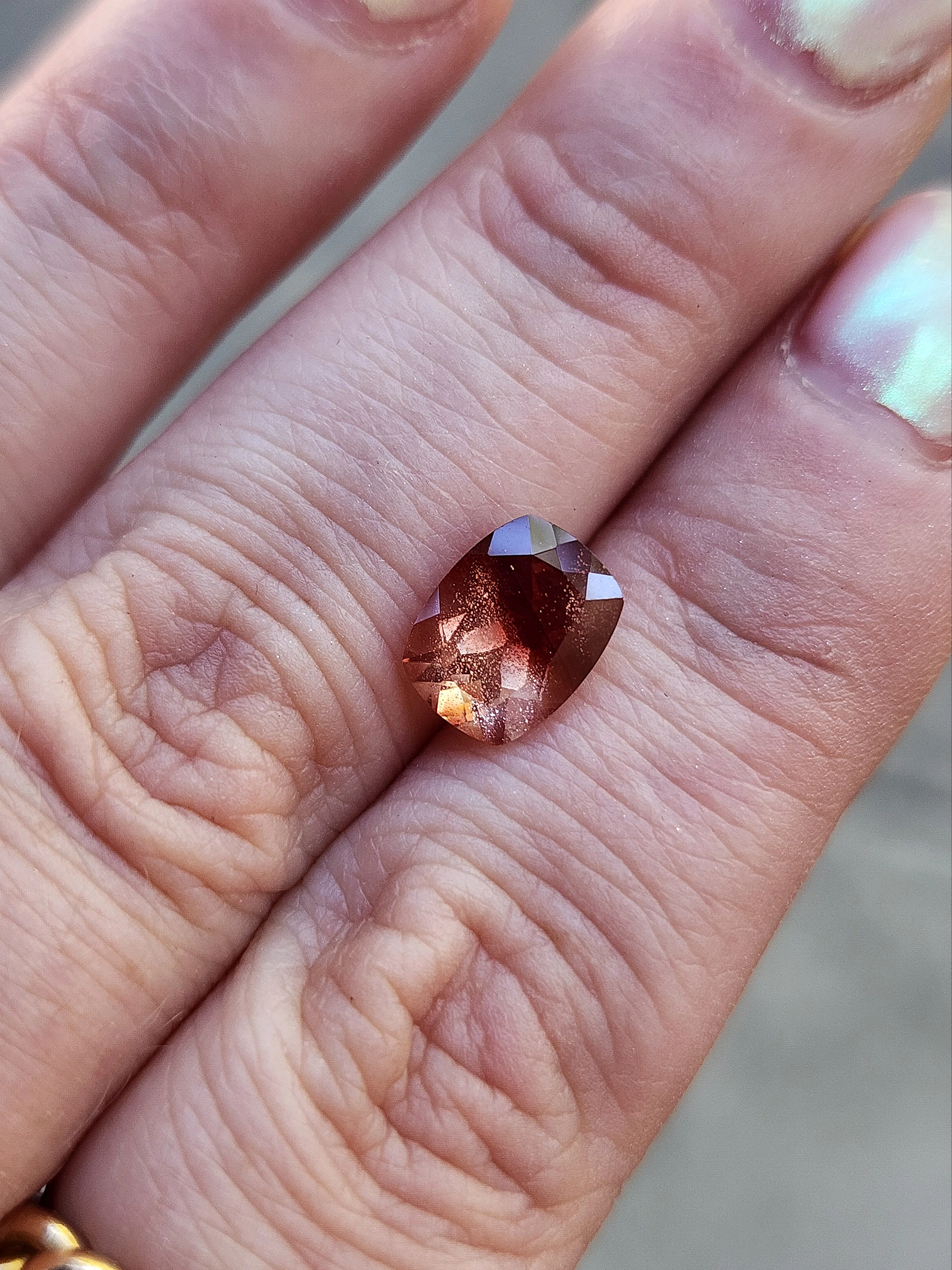 2.0ct Natural Oregon Sunstone Bi Color Cushion with Schiller - Image 3