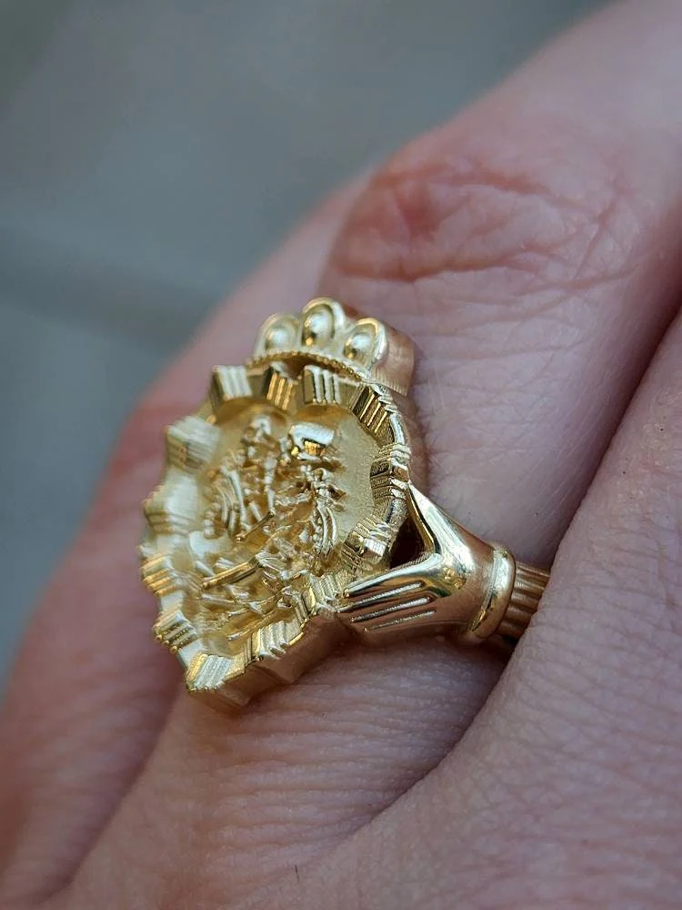 Game of Bones - Lovers of Valdaro Claddagh Fede Victorian Inspired Memento Mori Skeleton Ring with Crown and Hands - Spooky Drawlloween - Image 7