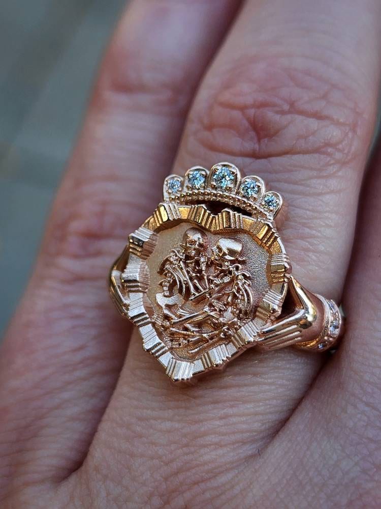 Game of Bones - Lovers of Valdaro Claddagh Fede Victorian Inspired Memento Mori Skeleton Ring with Diamond Crown and Cuffs - Drawlloween - Image 9