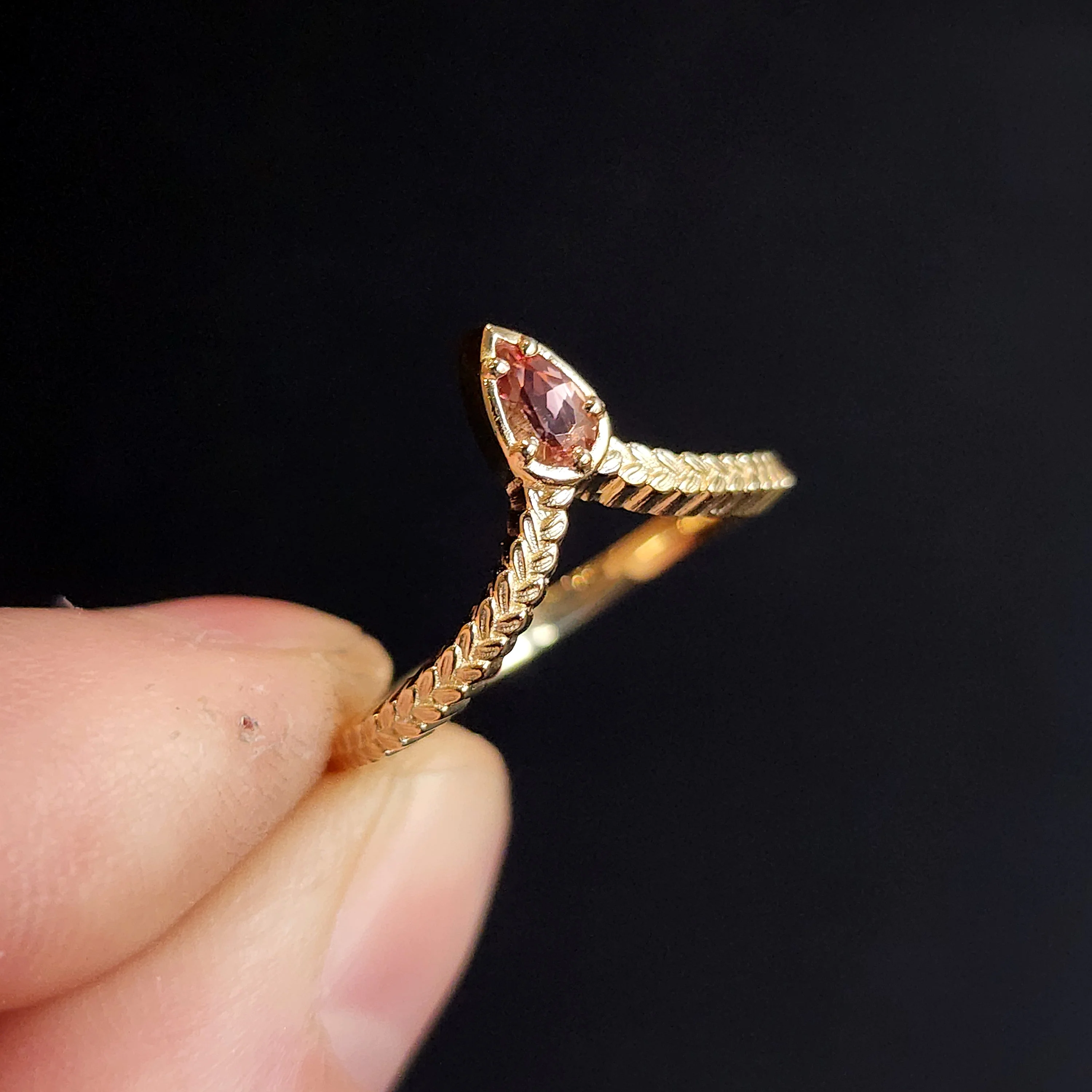 Oregon Sunstone Pear Leaf Chevron - 14k Gold Stacking Side Band - Image 3