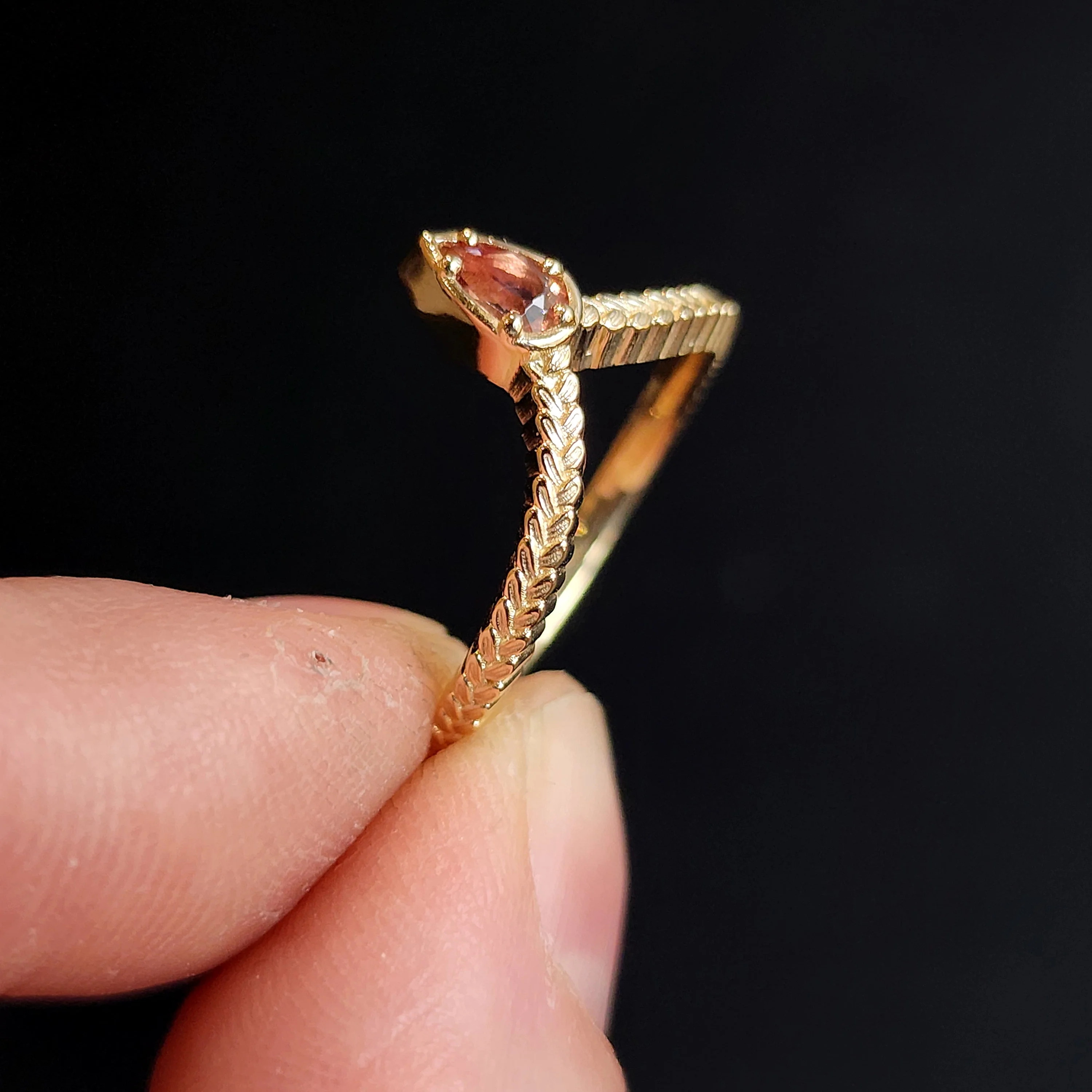 Oregon Sunstone Pear Leaf Chevron - 14k Gold Stacking Side Band - Image 4