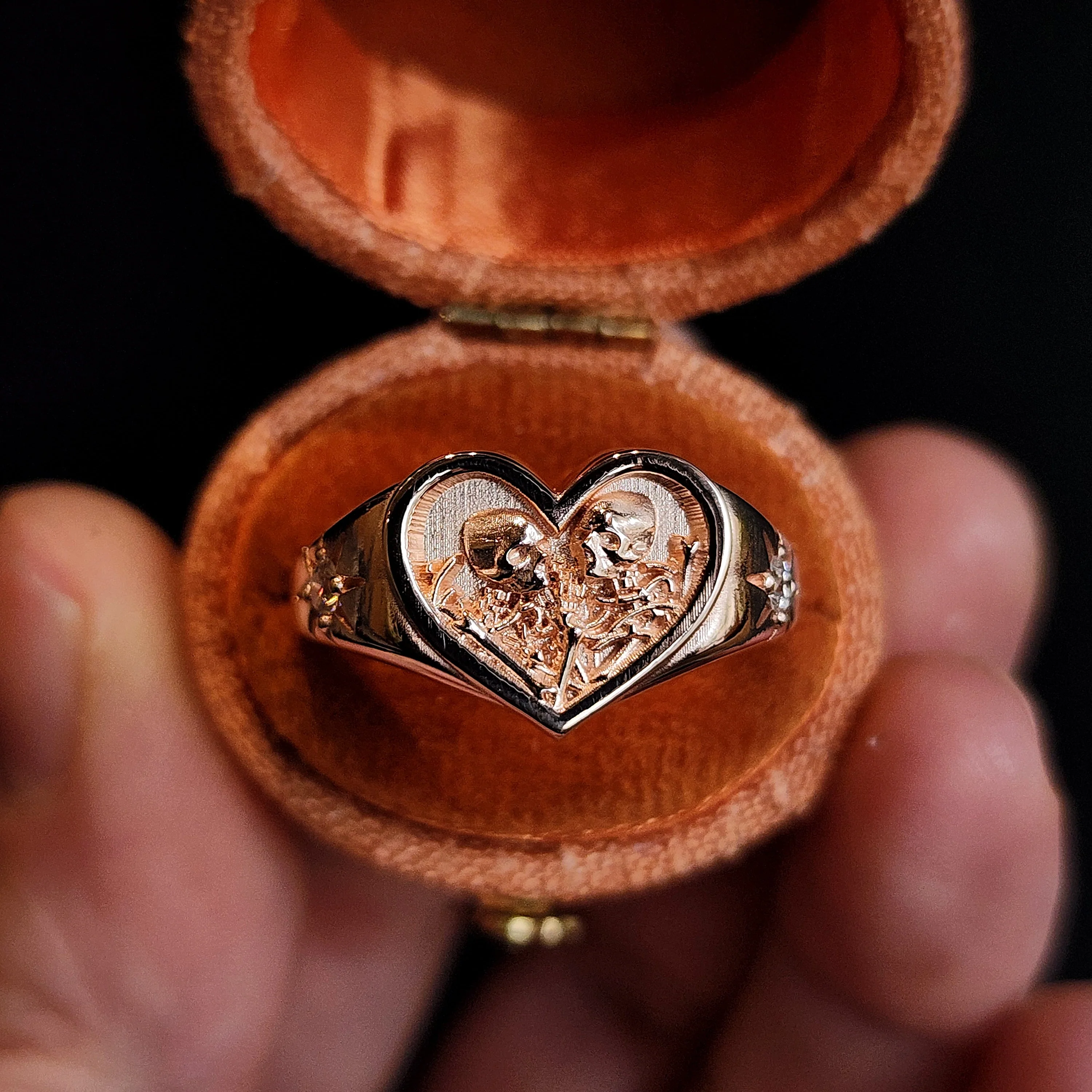 Ready to Ship Size 8-10 - 14k Rose Gold Heart Signet Ring The Lovers Skeleton Final Embrace - Gothic Romantic Engagement Ring with Diamonds - Image 3